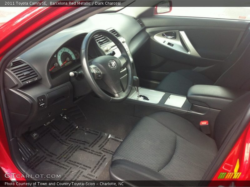Barcelona Red Metallic / Dark Charcoal 2011 Toyota Camry SE