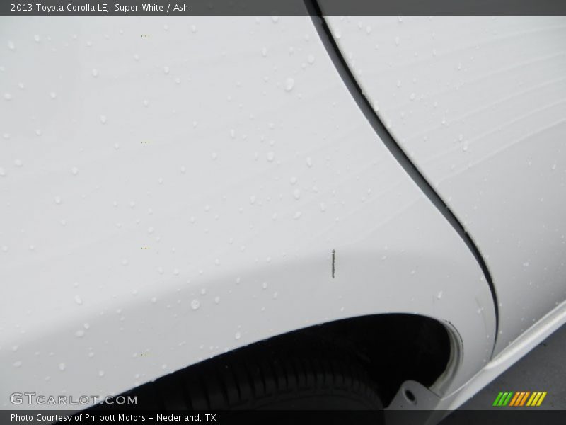 Super White / Ash 2013 Toyota Corolla LE