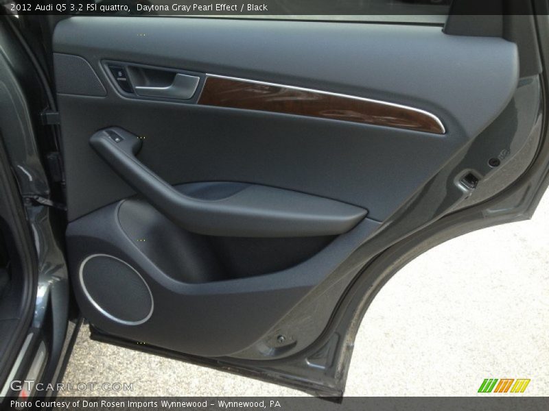 Daytona Gray Pearl Effect / Black 2012 Audi Q5 3.2 FSI quattro