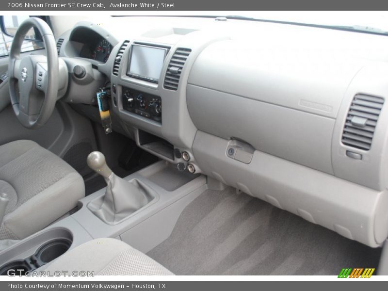 Avalanche White / Steel 2006 Nissan Frontier SE Crew Cab