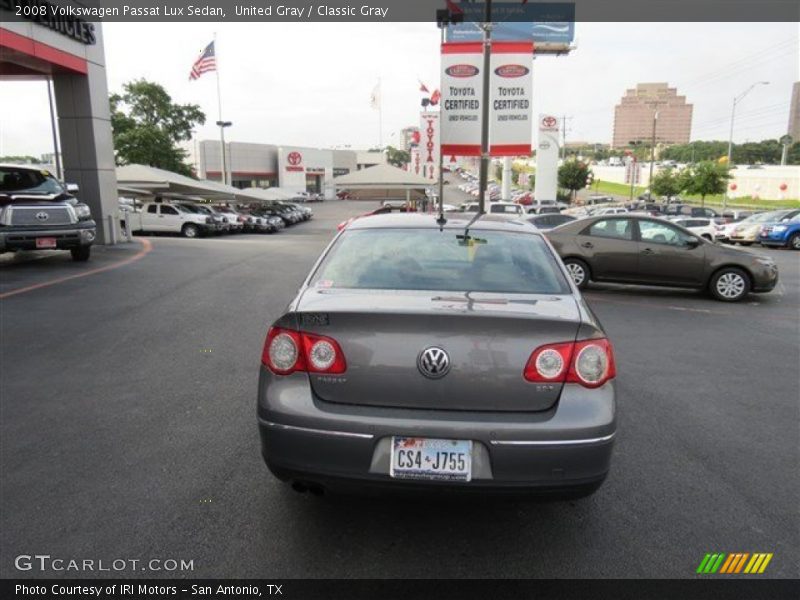 United Gray / Classic Gray 2008 Volkswagen Passat Lux Sedan
