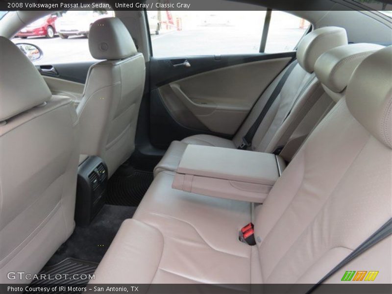 United Gray / Classic Gray 2008 Volkswagen Passat Lux Sedan
