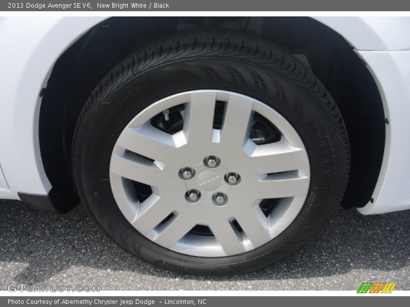 New Bright White / Black 2013 Dodge Avenger SE V6