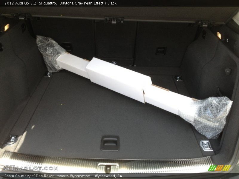 Daytona Gray Pearl Effect / Black 2012 Audi Q5 3.2 FSI quattro