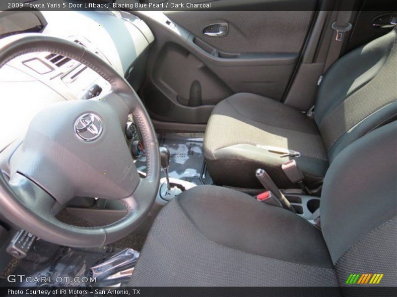Blazing Blue Pearl / Dark Charcoal 2009 Toyota Yaris 5 Door Liftback