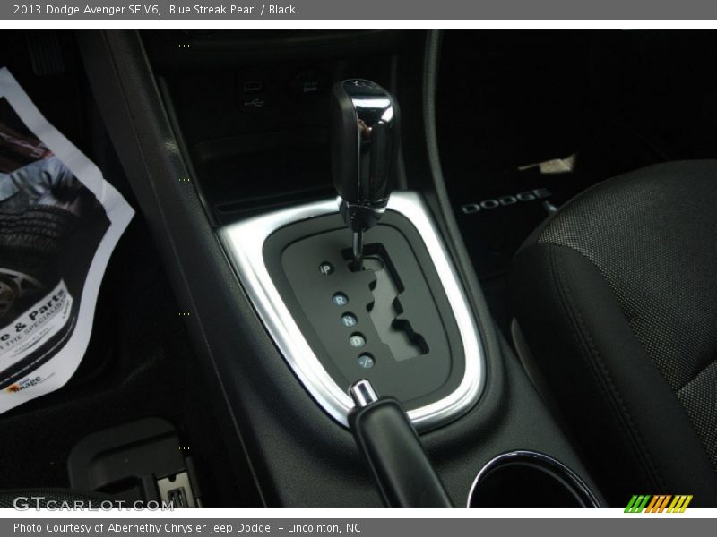 Blue Streak Pearl / Black 2013 Dodge Avenger SE V6