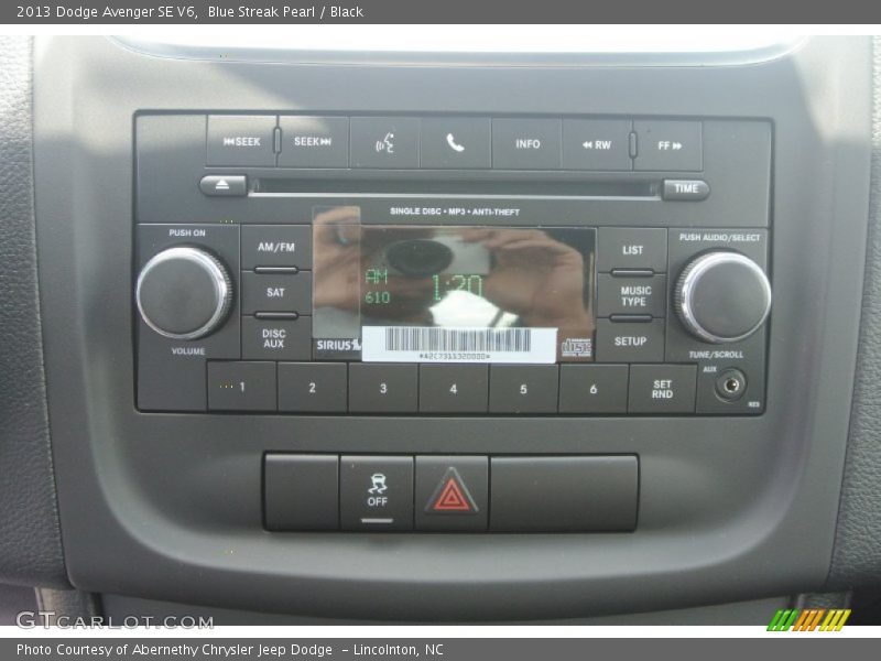 Blue Streak Pearl / Black 2013 Dodge Avenger SE V6