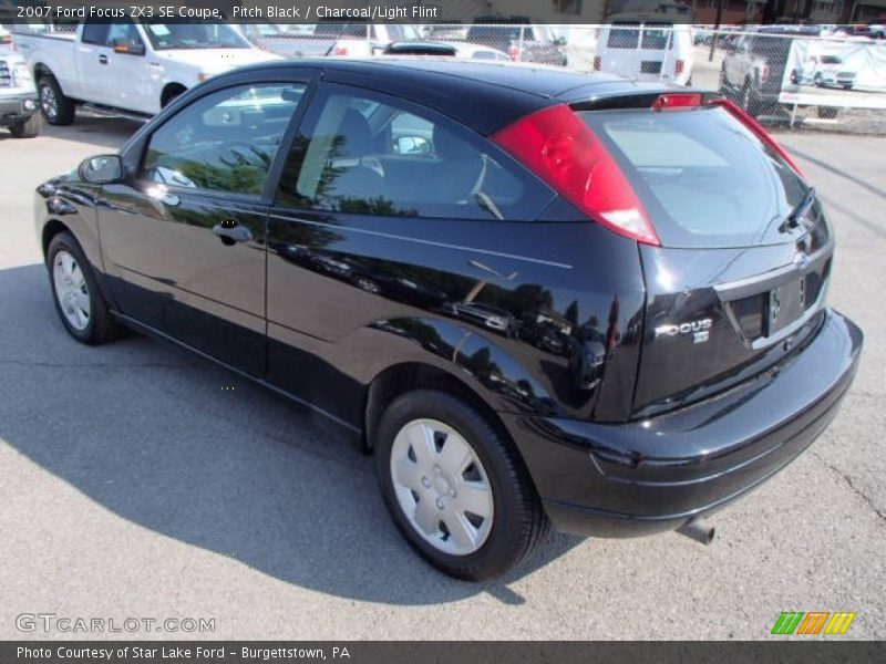 Pitch Black / Charcoal/Light Flint 2007 Ford Focus ZX3 SE Coupe