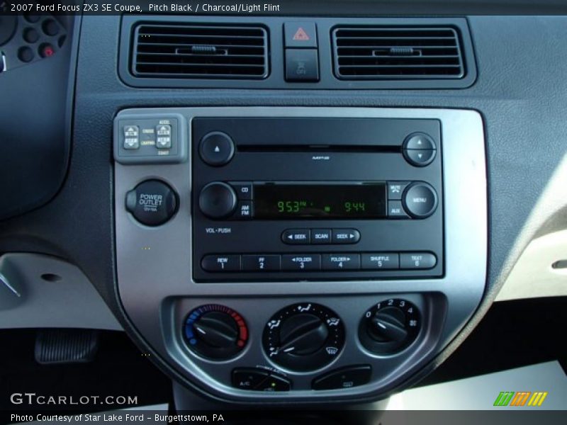 Pitch Black / Charcoal/Light Flint 2007 Ford Focus ZX3 SE Coupe