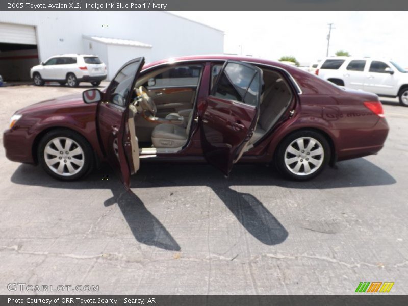 Indigo Ink Blue Pearl / Ivory 2005 Toyota Avalon XLS
