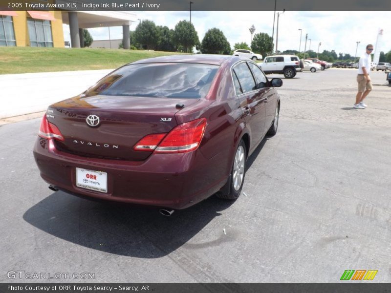 Indigo Ink Blue Pearl / Ivory 2005 Toyota Avalon XLS