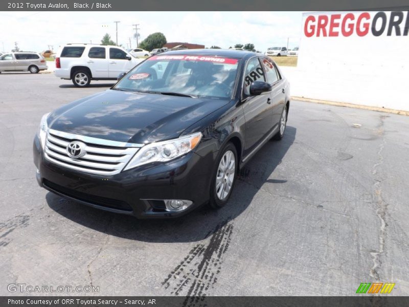 Black / Black 2012 Toyota Avalon