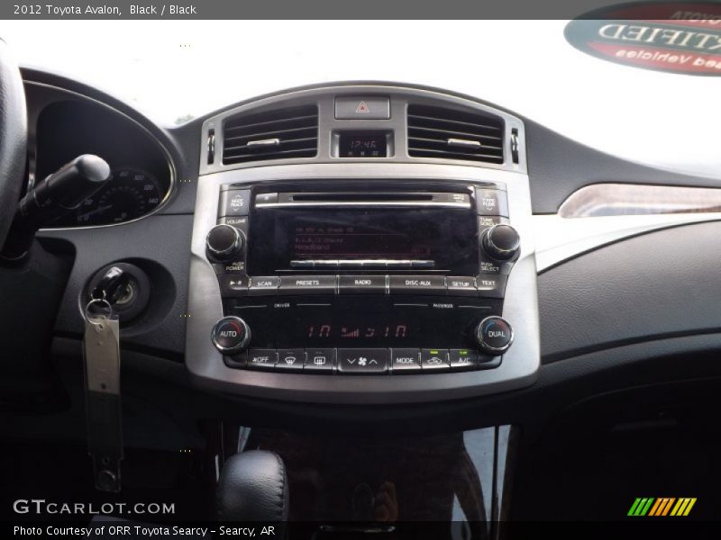 Black / Black 2012 Toyota Avalon