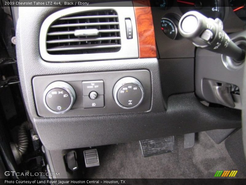 Black / Ebony 2009 Chevrolet Tahoe LTZ 4x4
