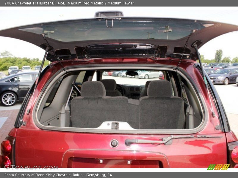 Medium Red Metallic / Medium Pewter 2004 Chevrolet TrailBlazer LT 4x4