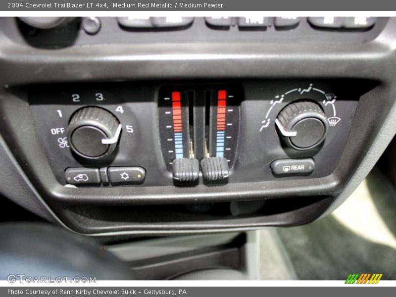Medium Red Metallic / Medium Pewter 2004 Chevrolet TrailBlazer LT 4x4