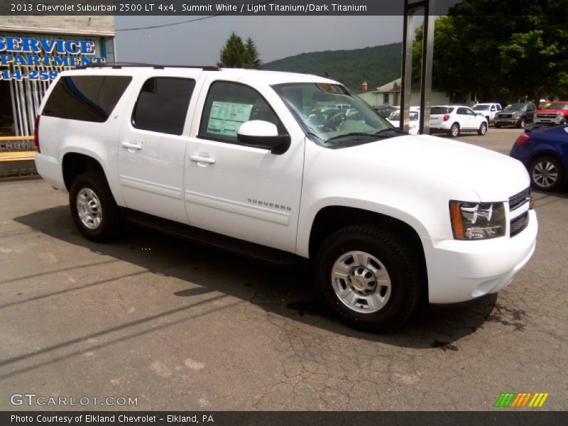 Summit White / Light Titanium/Dark Titanium 2013 Chevrolet Suburban 2500 LT 4x4