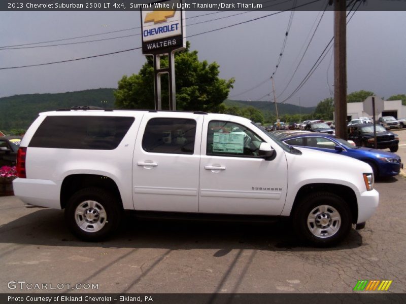Summit White / Light Titanium/Dark Titanium 2013 Chevrolet Suburban 2500 LT 4x4