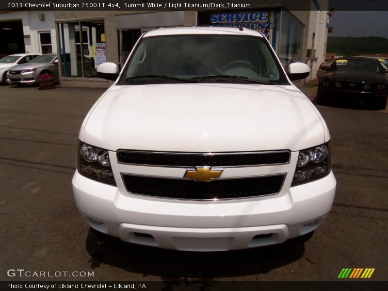 Summit White / Light Titanium/Dark Titanium 2013 Chevrolet Suburban 2500 LT 4x4