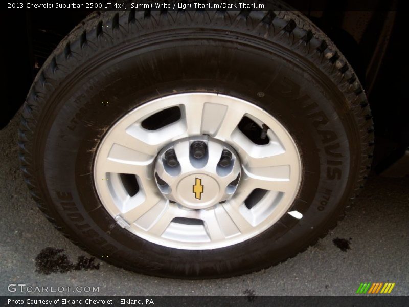 Summit White / Light Titanium/Dark Titanium 2013 Chevrolet Suburban 2500 LT 4x4