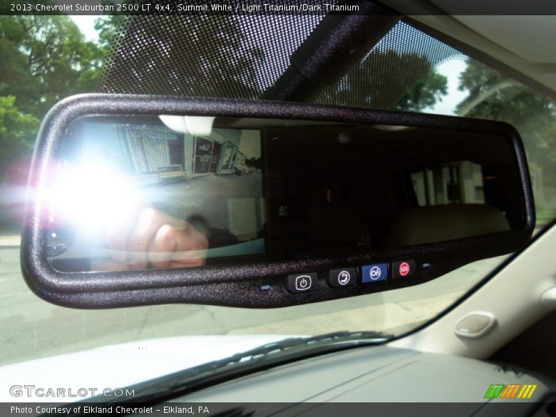 Summit White / Light Titanium/Dark Titanium 2013 Chevrolet Suburban 2500 LT 4x4