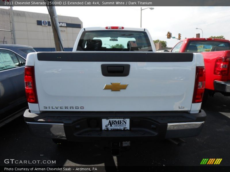 Summit White / Dark Titanium 2013 Chevrolet Silverado 2500HD LS Extended Cab 4x4