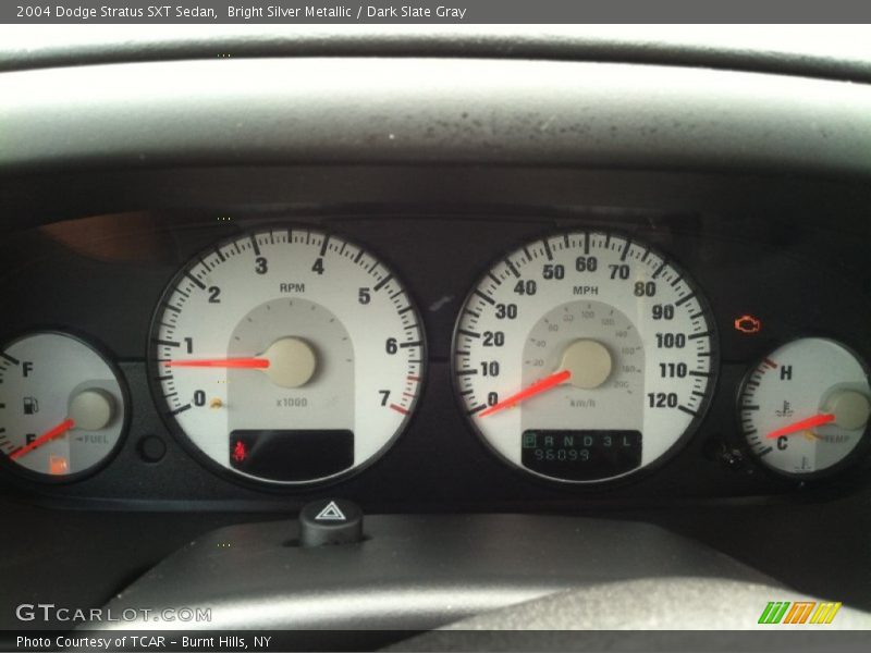 Bright Silver Metallic / Dark Slate Gray 2004 Dodge Stratus SXT Sedan