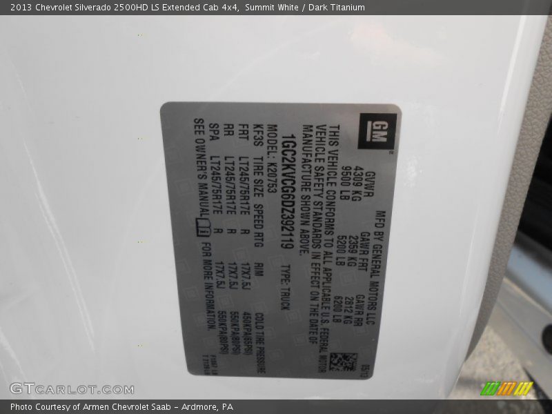 Summit White / Dark Titanium 2013 Chevrolet Silverado 2500HD LS Extended Cab 4x4