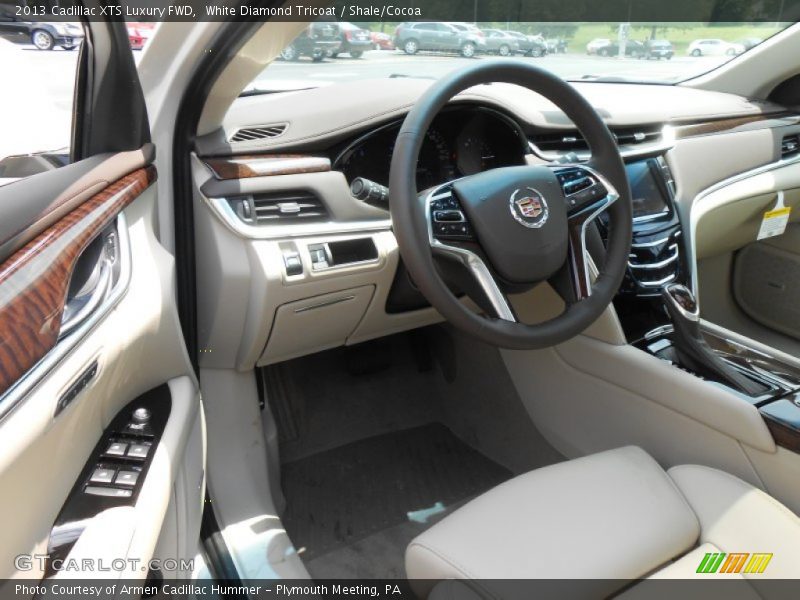 White Diamond Tricoat / Shale/Cocoa 2013 Cadillac XTS Luxury FWD