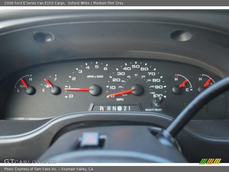 Oxford White / Medium Flint Grey 2006 Ford E Series Van E150 Cargo