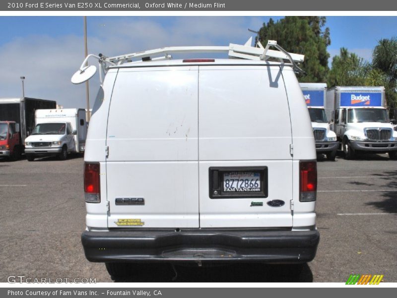 Oxford White / Medium Flint 2010 Ford E Series Van E250 XL Commericial