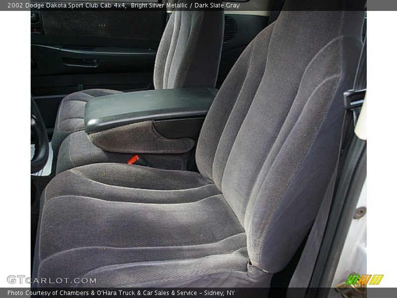 Front Seat of 2002 Dakota Sport Club Cab 4x4