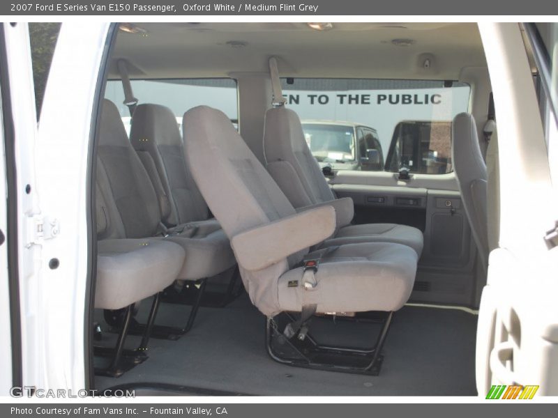 Oxford White / Medium Flint Grey 2007 Ford E Series Van E150 Passenger
