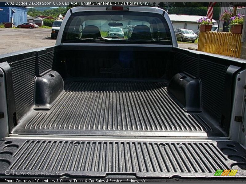  2002 Dakota Sport Club Cab 4x4 Trunk