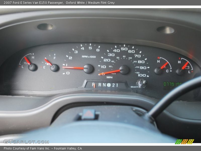 Oxford White / Medium Flint Grey 2007 Ford E Series Van E150 Passenger
