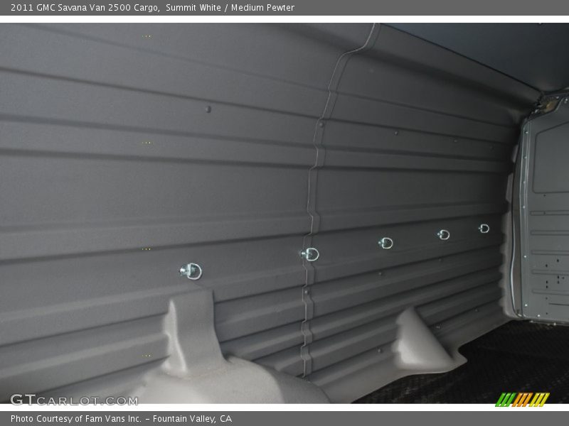 Summit White / Medium Pewter 2011 GMC Savana Van 2500 Cargo