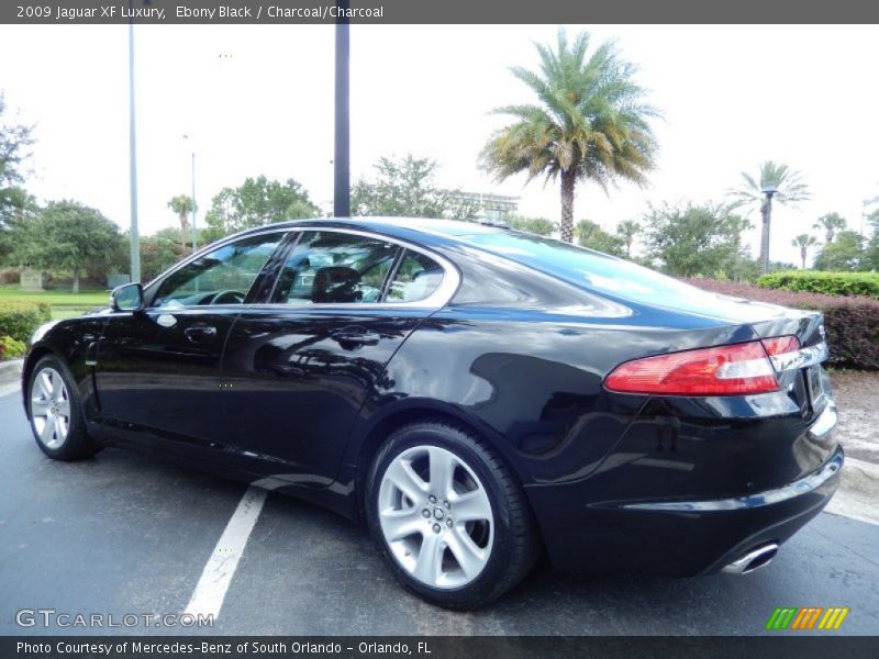 Ebony Black / Charcoal/Charcoal 2009 Jaguar XF Luxury