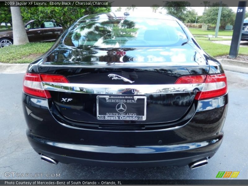 Ebony Black / Charcoal/Charcoal 2009 Jaguar XF Luxury