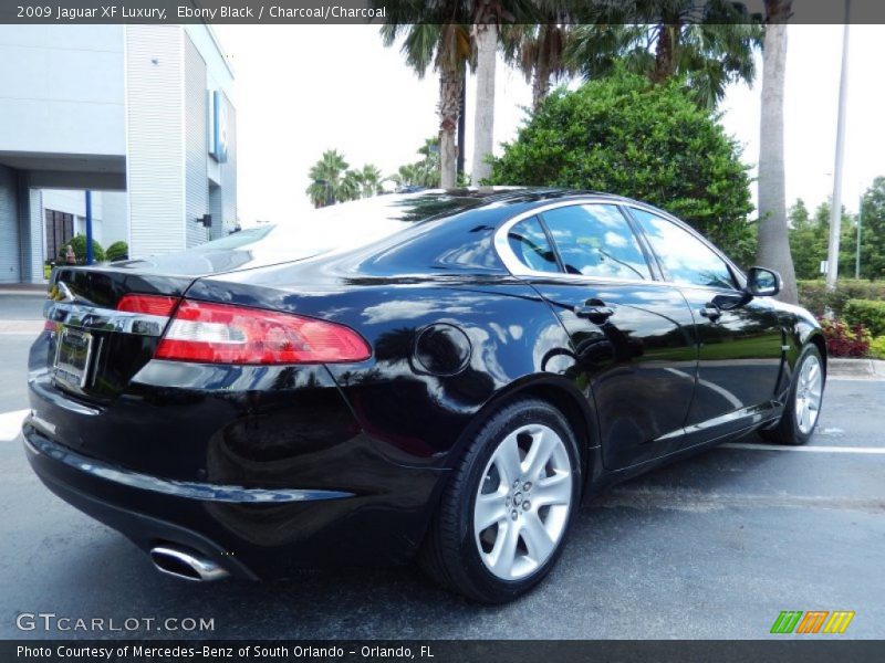 Ebony Black / Charcoal/Charcoal 2009 Jaguar XF Luxury
