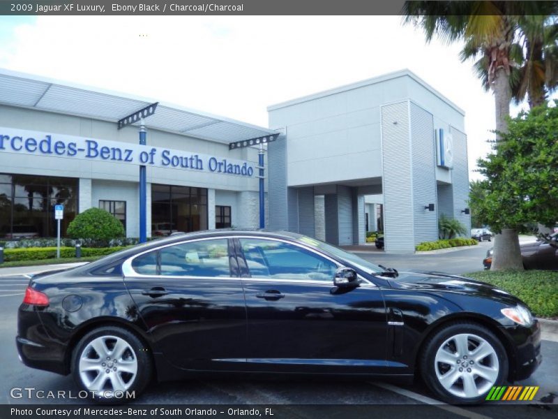 Ebony Black / Charcoal/Charcoal 2009 Jaguar XF Luxury