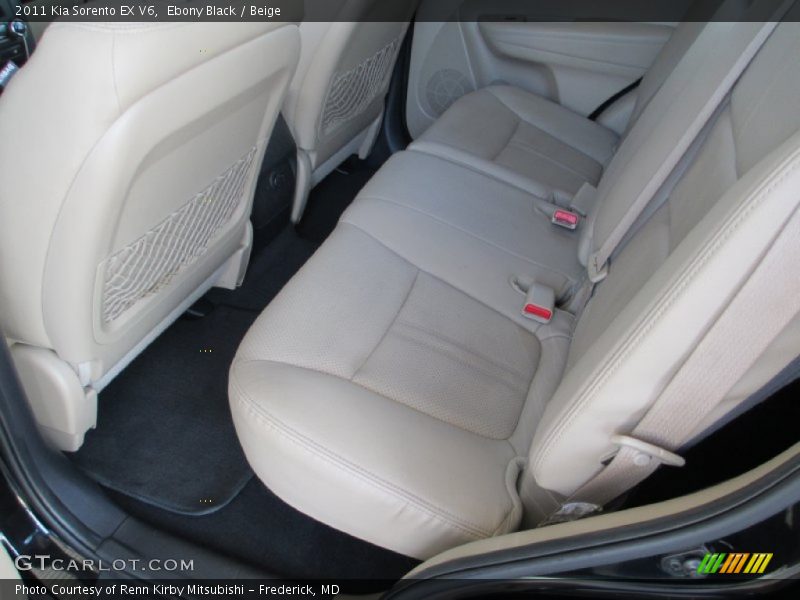 Ebony Black / Beige 2011 Kia Sorento EX V6