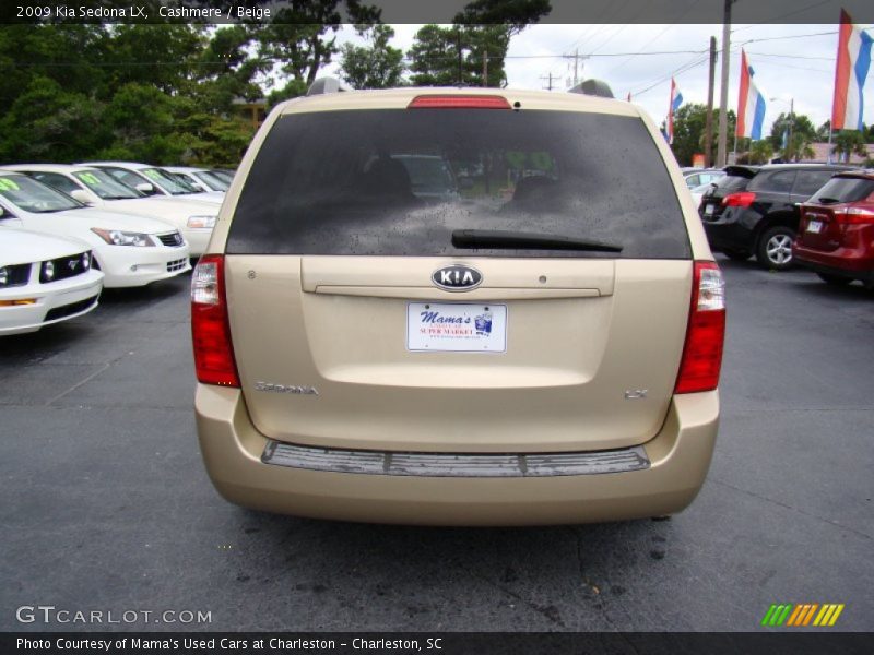 Cashmere / Beige 2009 Kia Sedona LX