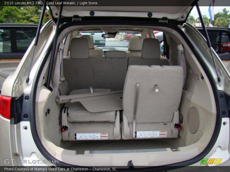  2010 MKT FWD Trunk