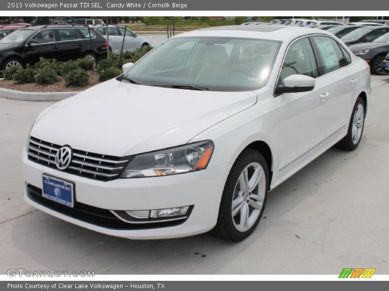 Candy White / Cornsilk Beige 2013 Volkswagen Passat TDI SEL