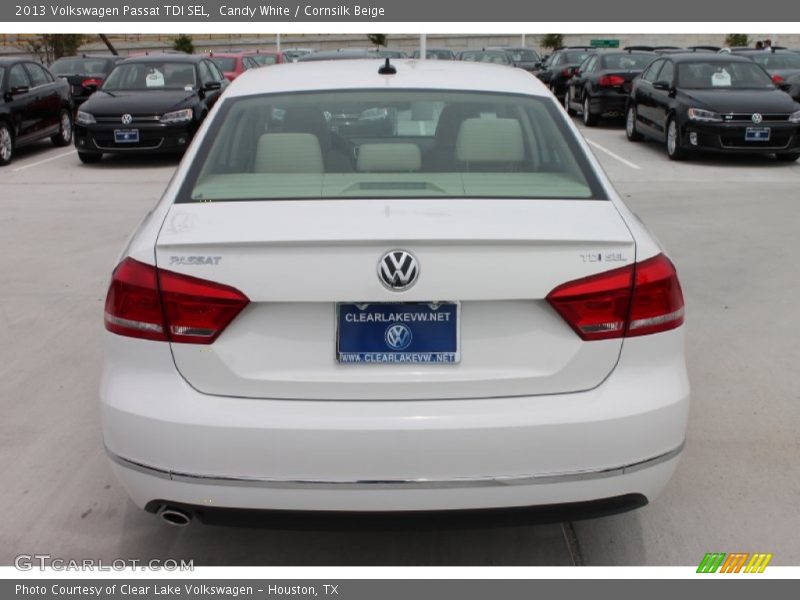 Candy White / Cornsilk Beige 2013 Volkswagen Passat TDI SEL