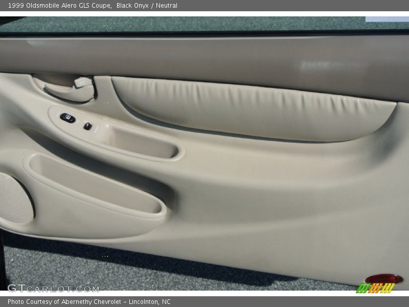 Black Onyx / Neutral 1999 Oldsmobile Alero GLS Coupe
