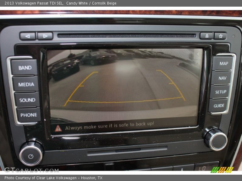 Candy White / Cornsilk Beige 2013 Volkswagen Passat TDI SEL