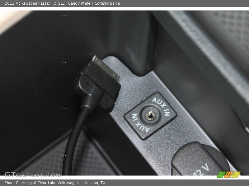 Candy White / Cornsilk Beige 2013 Volkswagen Passat TDI SEL