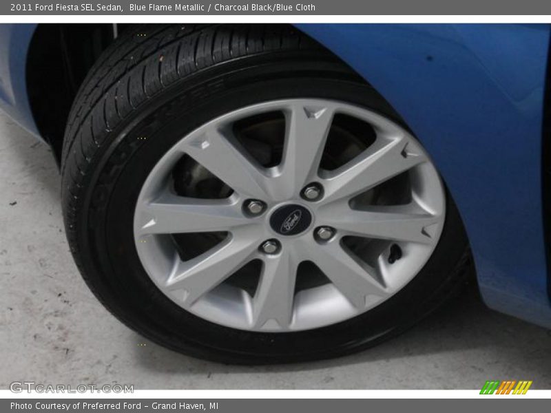  2011 Fiesta SEL Sedan Wheel