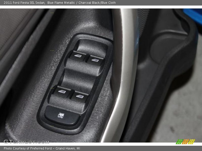 Blue Flame Metallic / Charcoal Black/Blue Cloth 2011 Ford Fiesta SEL Sedan